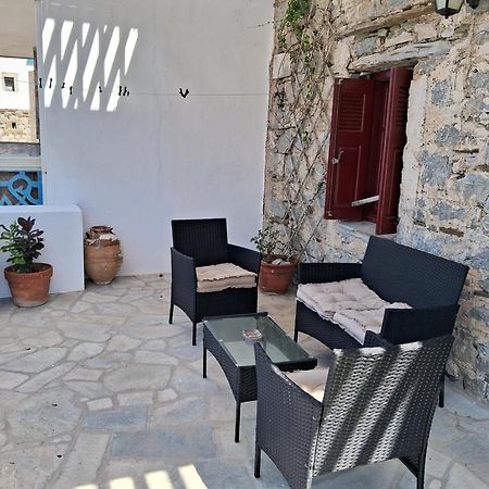 Anemos Guest House Karpathos Olympos  ภายนอก รูปภาพ