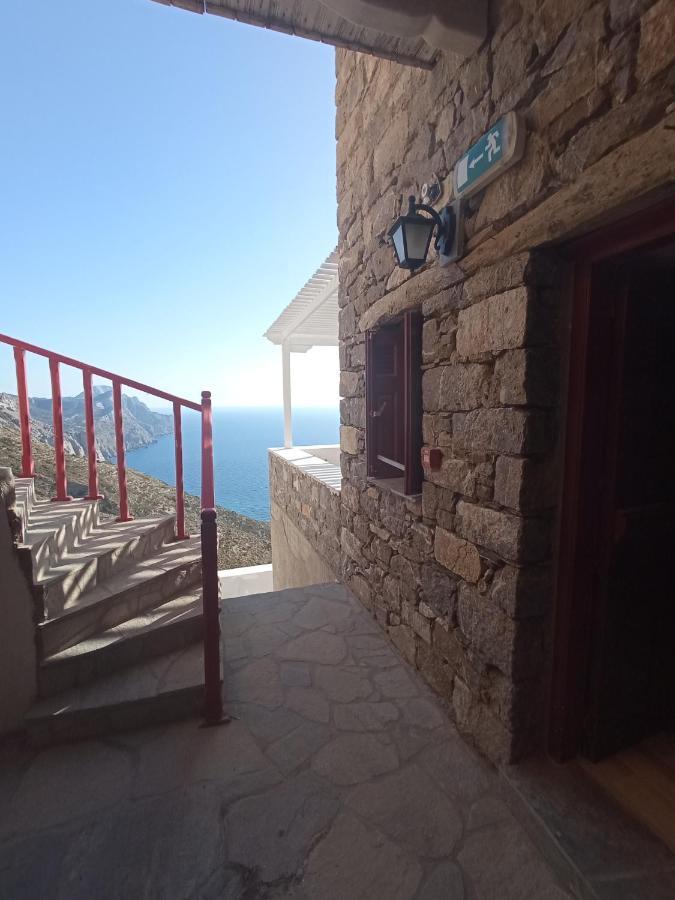 Anemos Guest House Karpathos Olympos  ภายนอก รูปภาพ