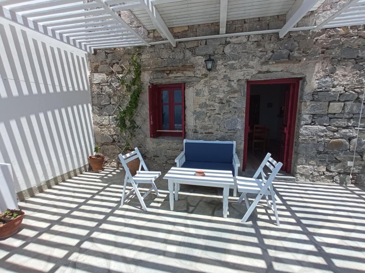 Anemos Guest House Karpathos Olympos  ภายนอก รูปภาพ