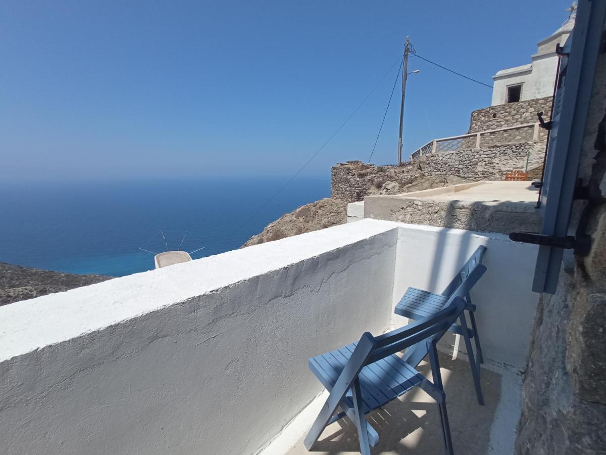 Anemos Guest House Karpathos Olympos  ภายนอก รูปภาพ