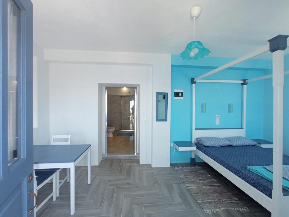 Anemos Guest House Karpathos Olympos  ภายนอก รูปภาพ