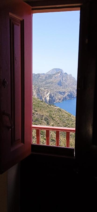 Anemos Guest House Karpathos Olympos  ภายนอก รูปภาพ